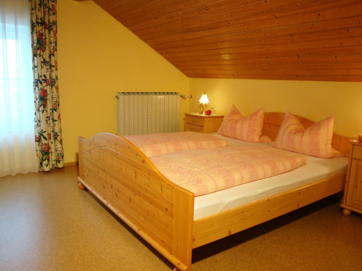 Gaestehaus Baumgartner Bad Birnbach Esterno foto